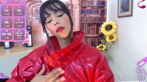 Queen Catalella online show from 10-15-25, 03:39