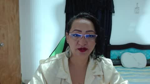isabel online show from 12-12-24, 10:13