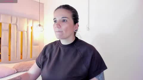 Cataleya online show from 10-14-25, 10:49