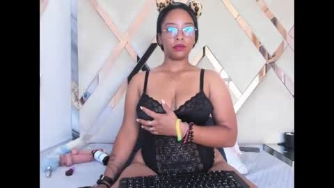 cataleyaxht online show from 09-17-25, 12:51