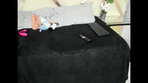 cataleyaxht online show from 10-04-25, 11:41