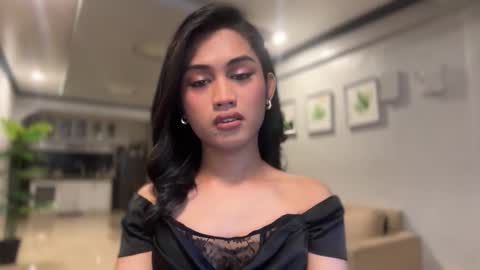 catalina2605 online show from 10-27-25, 06:45