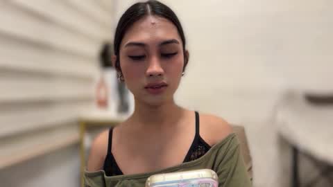 catalina2605 online show from 11-12-25, 07:57