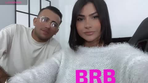 Cata y Roger online show from 02-12-25, 01:52