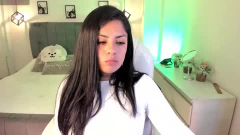 Catalina online show from 09-11-25, 03:06