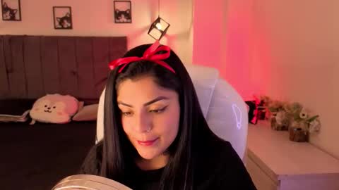 Catalina online show from 11-03-25, 03:19