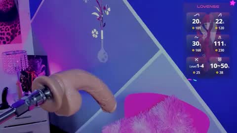 Snapshot of catalina_whore1 chatting on 10-25-25, 09:20 catalina_whore1 online show from 10-25-25, 09:20