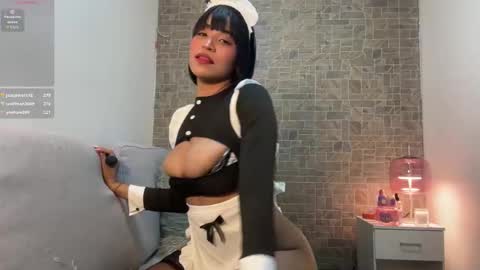 Snapshot of catalinaruizxo chatting on 01-17-26, 07:50 Catalina Ruiz online show from 01-17-26, 07:50