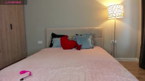 Pat online show from 12-04-25, 08:23