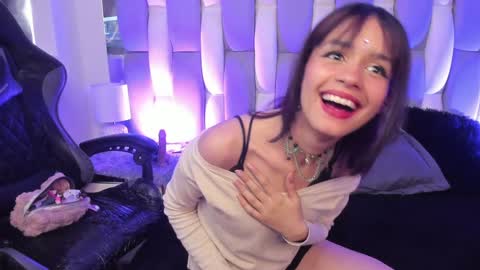 Cat  online show from 12-14-24, 02:10