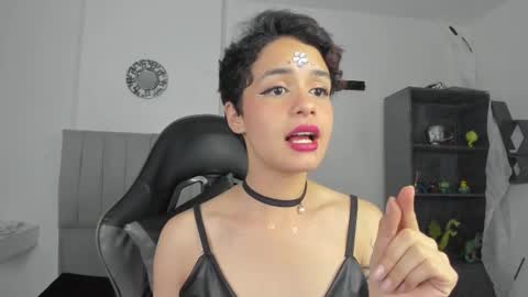 Cat  online show from 02-18-25, 12:26