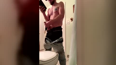 Snapshot of catchmycum87 chatting on 02-20-26, 09:15 catchmycum87 online show from 02-20-26, 09:15