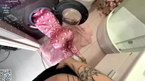 Snapshot of catchustoday chatting on 11-01-25, 10:56 Stacy and Bob online show from 11-01-25, 10:56