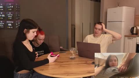 Snapshot of catchustoday chatting on 11-08-25, 11:14 Stacy and Bob online show from 11-08-25, 11:14