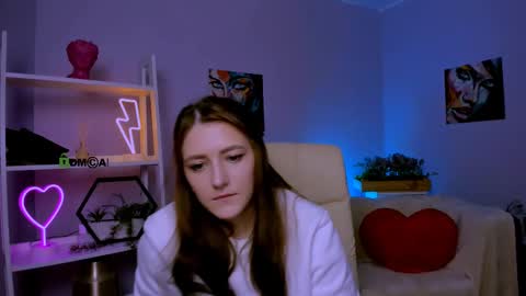 Snapshot of catherine_kitty chatting on 02-10-25, 04:14 Catherine online show from 02-10-25, 04:14