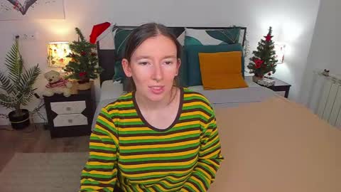 Catrin online show from 01-14-25, 05:08