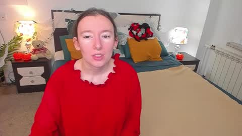 Snapshot of catherinewalls chatting on 11-02-25, 08:06 Catrin online show from 11-02-25, 08:06