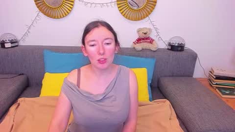 Snapshot of catherinewalls chatting on 11-23-25, 03:06 Catrin online show from 11-23-25, 03:06