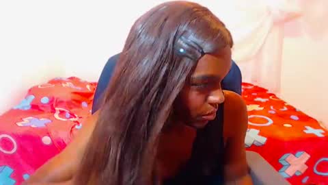 cathi_nahomi online show from 10-18-25, 09:26