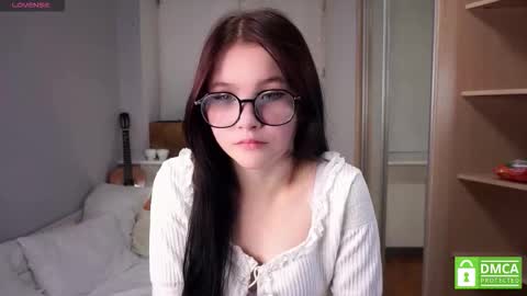Eva  online show from 10-03-25, 05:10