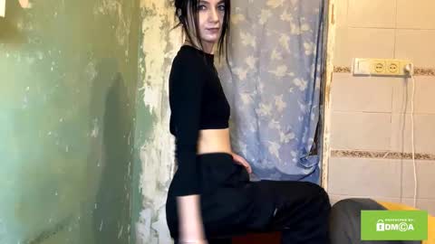 Lola online show from 12-19-25, 09:33