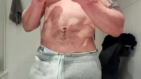 Snapshot of catkot912 chatting on 02-18-25, 12:59 catkot912 online show from 02-18-25, 12:59