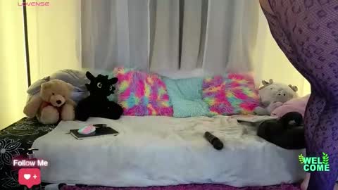 catrina online show from 12-22-25, 12:07