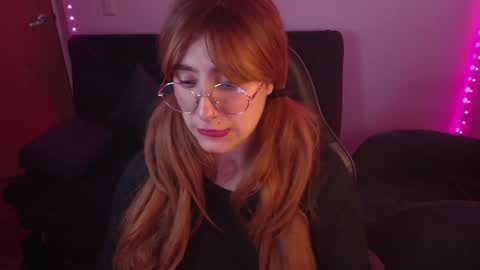 Snapshot of catsito chatting on 09-30-25, 02:05 im MIA -Independent Model MY OF is catsito3 online show from 09-30-25, 02:05