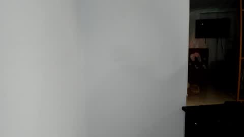 Snapshot of cattaleya_rose chatting on 10-04-25, 01:03 Catta online show from 10-04-25, 01:03