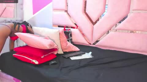 Snapshot of cattaleyyaxxx chatting on 10-02-25, 11:17 cattaleyyaxxx online show from 10-02-25, 11:17