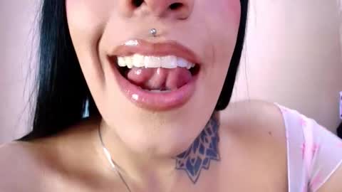 Cattleya online show from 02-23-26, 02:53