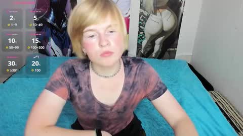 cattie_w_ online show from 10-07-25, 01:03