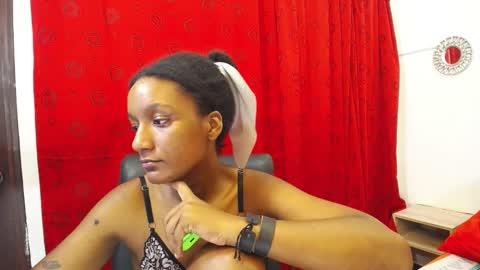 Cattleya online show from 01-15-25, 05:26