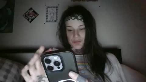 Snapshot of caulkgobbler chatting on 11-24-25, 08:47 alaska online show from 11-24-25, 08:47