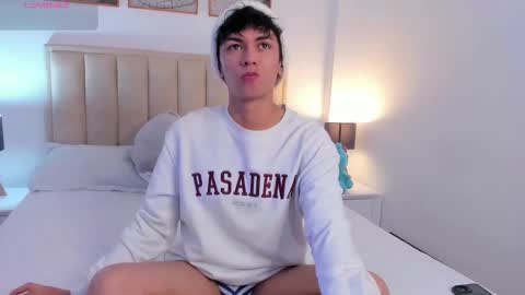 Snapshot of caydensmit chatting on 11-05-25, 04:23 Cayden online show from 11-05-25, 04:23