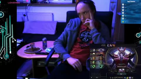 Snapshot of cblover88_ chatting on 01-03-25, 06:57 Call me however u like online show from 01-03-25, 06:57