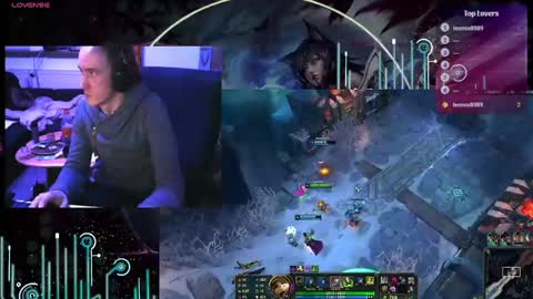 Snapshot of cblover88_ chatting on 02-25-25, 01:30 Call me however u like online show from 02-25-25, 01:30