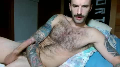 Snapshot of ccumshooter69 chatting on 12-29-24, 02:38 ccumshooter69 online show from 12-29-24, 02:38