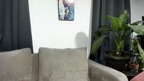 Snapshot of ccuteass chatting on 01-20-25, 09:56 ccuteass online show from 01-20-25, 09:56