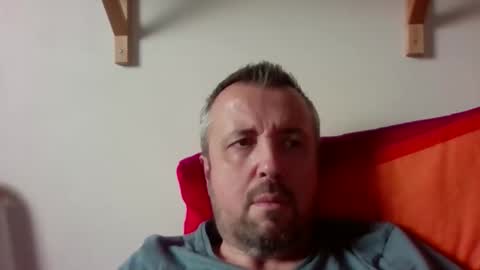 Sb online show from 02-08-26, 01:47