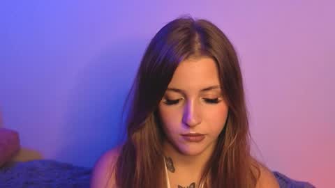 Lina  online show from 10-18-25, 07:25