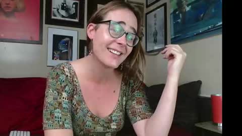 Cecily Saint Claire online show from 11-07-25, 12:49