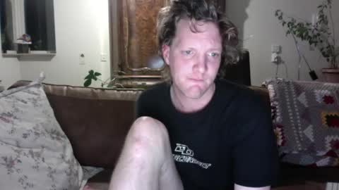 ceezeee online show from 12-29-24, 05:10