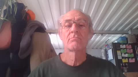 Chuck online show from 11-10-25, 06:51