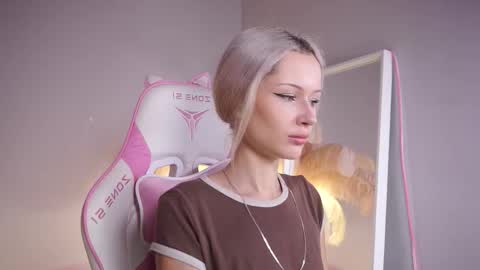 Celeste  online show from 10-06-25, 08:28