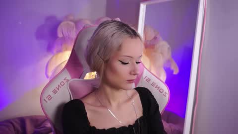 Celeste  online show from 10-13-25, 09:04