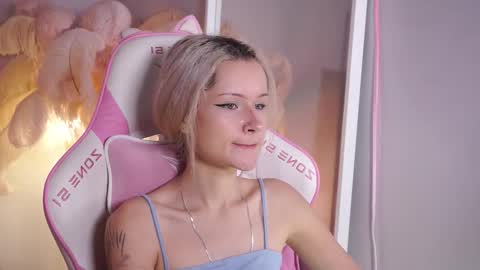 Celeste  online show from 10-20-25, 08:53