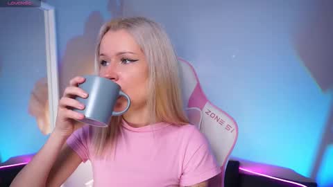 Celeste  online show from 11-14-25, 08:51