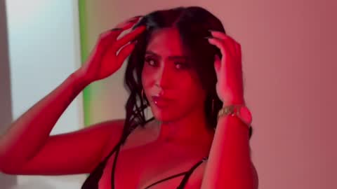 Sofia Castrillon online show from 01-22-25, 07:57