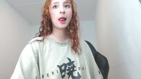 celesteayase online show from 01-31-25, 08:54